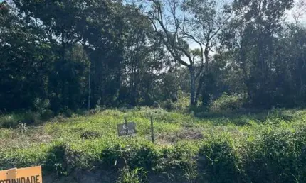 Terreno à venda na Rua Embautinga, 1159, Rosa dos Ventos, Itapoá