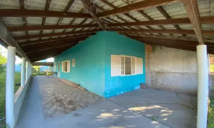 Sobrado com 3 dormitórios, 129 m² - venda por R$ 450.000,00 ou aluguel por R$ 1.650,00/mês - Mariluz - Itapoá/SC