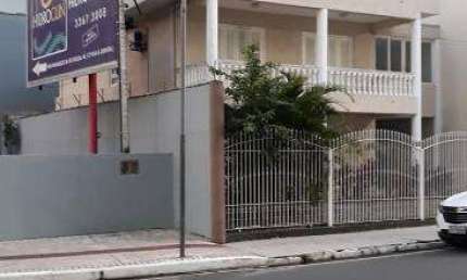 Casa na Rua Osmar de Souza Nunes esquina com Avenida Brasil, excelente ponto comercial!!!