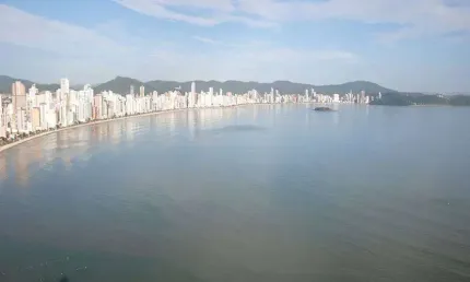 Apartamento de 490 metros quadrados no bairro barra sul com 7 quartos