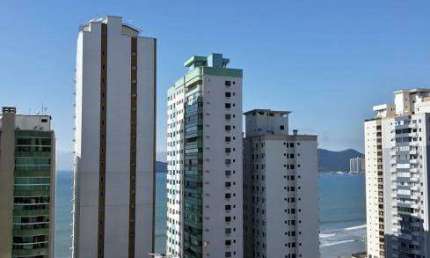 Apartamento de 159 metros quadrados no bairro Barra Norte com 4 quartos