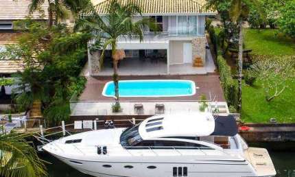 Casa a venda na Marina Camboriú 450 m2 com 4 suítes Barra - Balneário Camboriú - SC