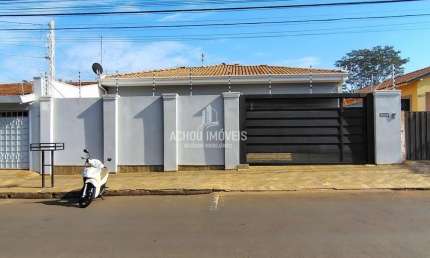 Casa com 3 quartos à venda na Avenida Paulino Braga, Aparecida, Jaboticabal