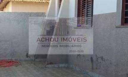 Casa para Venda em Jaboticabal, Aparecida, 4 dormitórios, 1 suíte, 2 banheiros, 3 vagas