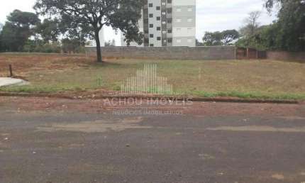 Terreno à venda na Avenida Benjamin Constant, 691, Jardim Nova Aparecida, Jaboticabal