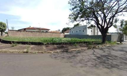 Terreno à venda na Avenida Caetano Merlino, Jardim São Marcos I, Jaboticabal