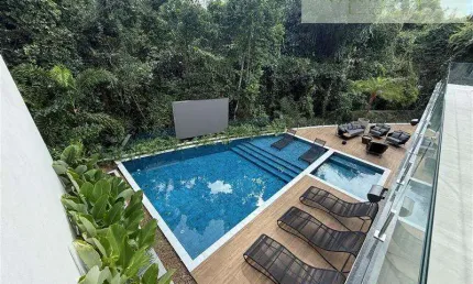 Casas no Litoral para venda em Bertioga no bairro Riviera de São Lourenço