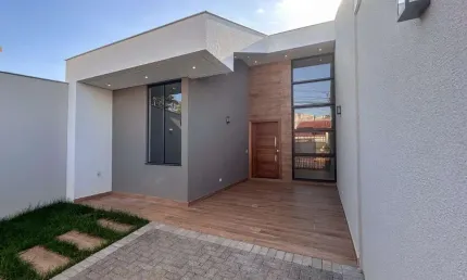 Casa para Venda em Londrina, Jardim Burle Marx, 3 dormitórios, 1 suíte, 1 banheiro, 2 vagas