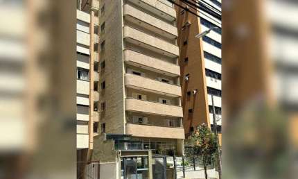 Apartamento para Venda em Londrina, Centro, 3 dormitórios, 1 suíte, 3 banheiros, 1 vaga