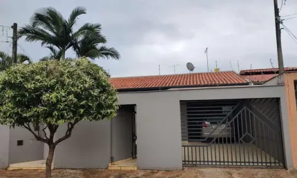 Casa para Venda em Londrina, JD ABUSSAFE, 3 dormitórios, 1 suíte, 2 banheiros, 1 vaga