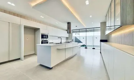 Casa em Condomínio para Venda em Londrina, Esperança, 3 dormitórios, 2 suítes, 4 banheiros, 4 vagas