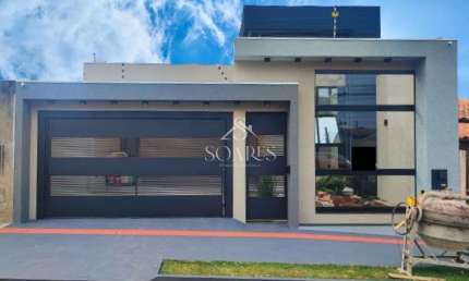 Casa para Venda em Londrina, Conjunto Habitacional Alexandre Urbanas, 3 dormitórios, 1 suíte, 1 banheiro, 2 vagas