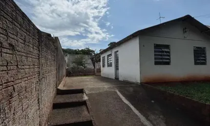Casa com 2 quartos à venda na Rua Escritor Aluísio Azevedo, Conjunto Habitacional Itatiaia, Maringá