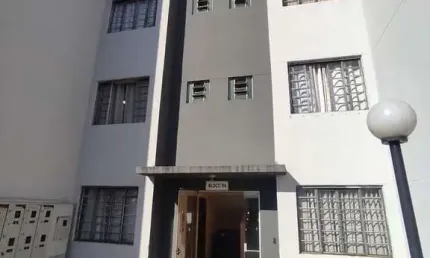 Apartamento com 2 quartos à venda na Rua Jorge Benedito Seraval, Jardim Guairacá, Maringá