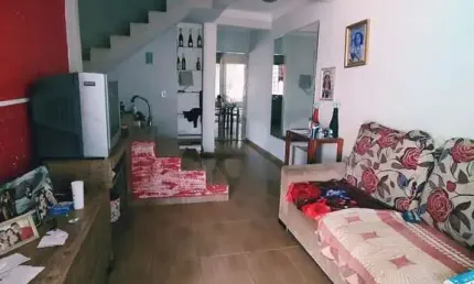 Casa com 2 quartos à venda na Rua Francisca de Almeida, Loteamento Madrid, Maringá