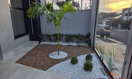 Casa com 3 quartos à venda na Jardim Petróppolis, Jardim Petrópolis, Maringá