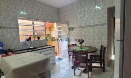 Casa com 3 quartos à venda na Rua Comendador José Silva Araújo, Taboão, Diadema