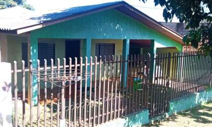 Casa para Venda em Cascavel, Canceli, 3 dormitórios, 2 banheiros, 2 vagas