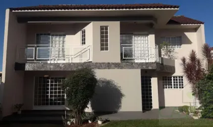 Casa com 6 quartos à venda no Centro, Cascavel 