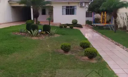 Casa com 3 quartos à venda no Centro, Cascavel 