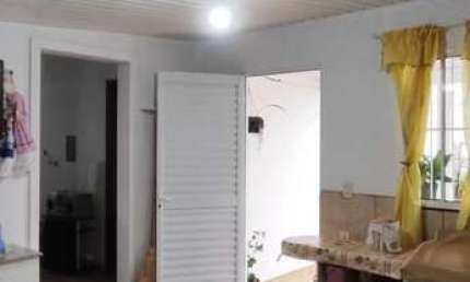 Casa para Venda em Cascavel, GUARUJA, 2 dormitórios, 1 banheiro, 2 vagas