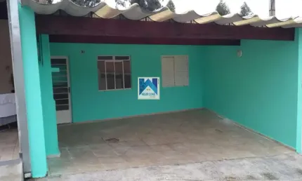 Linda casa térrea à venda em Mogi das Cruzes com 2 quartos.