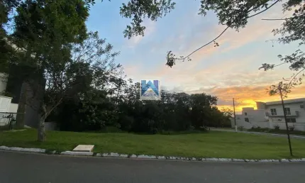 Lote para venda no Mosaico da Serra com fundo para a reserva.