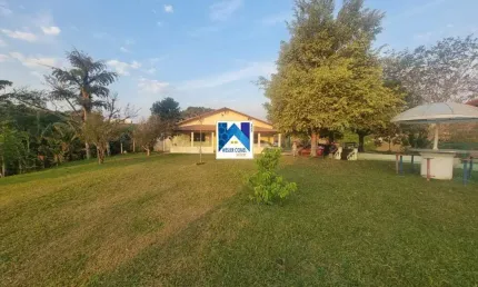 Venda com porteira fechada.  Chácara Com Área Construída 380,00 Metros Chácara Com 2 Casas Sendo Uma Delas A Principal,