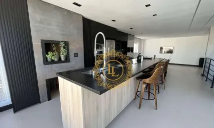Cobertura Duplex com 3 Suítes à venda, 184 m² no Centro - Balneário Camboriú/SC
