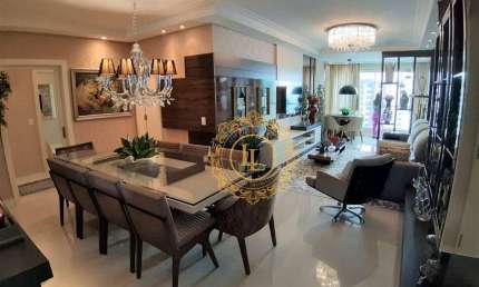 ALTO PADRÃO! Apartamento finamente mobiliado com 4 dormitórios à venda, 144 m² na Quadra Mar - Balneário Camboriú/SC