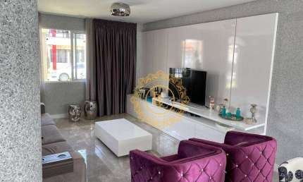Casa semi mobiliada com piscina e 3 Suítes à venda, 300 m² privativos no Centro - Balneário Camboriú/SC