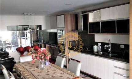 ÓTIMO PARA INVESTIMENTO! Apartamento Garden Mobiliado com 4 dormitórios à venda, 232 m² por R$ 1.799.800 - Centro - Balneário Camboriú/SC