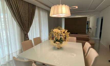 Apartamento Mobiliada com 4 Suítes à venda, 174 m² no Meia Praia - Itapema/SC