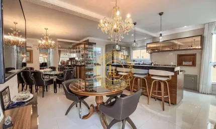 Apartamento Finamente mobiliado com 3 Suítes à venda, 134 m² em Meia Praia - Itapema/SC