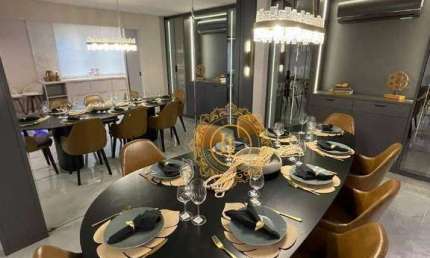 Cobertura Mobiliada, decorada, com excelente localização,  4 suítes 2 vagas de garagem, lazer completo em Balneário Camboriú -SC .