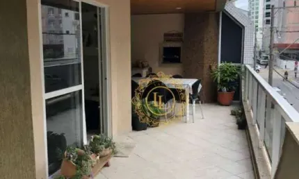 Ótimo Apartamento Diferenciado Mobiliado com 04 dormitórios em Meia Praia, Itapema!