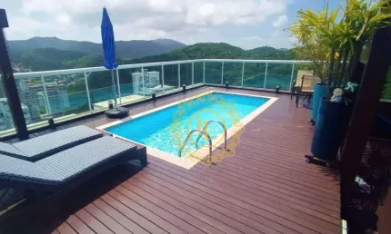 Belíssima Cobertura Triplex Mobiliada com 04 dormitórios próximo a Roda Gigante em Balneário Camboriú!