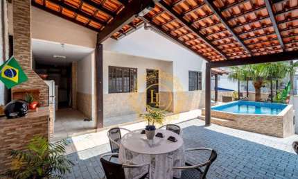 Casa Alto Padrão mobiliada com 3 dormitórios à venda - Balneário Camboriú/SC