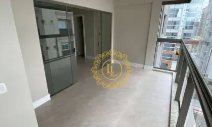 Apartamento com Vista Mar e 3 suítes à venda, Meia Praia - Itapema/SC