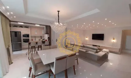 Apartamento Mobiliado com 4 suítes à venda, Meia Praia - Itapema/SC