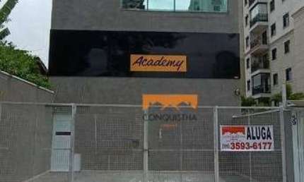 Prédio comercial com dois pavimentos e area gourmet
