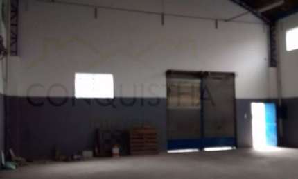 Galpão para alugar, 397 m² por R$ 5.605,00 - Vila Carlina - Mauá/SP