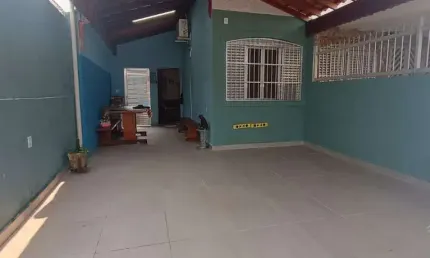 Casa com edícula  no jardim imperador em praia grande!