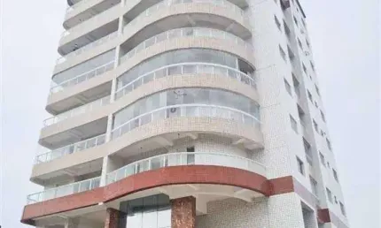 Apartamento à Venda em Bal Maracanã, Praia Grande - SP