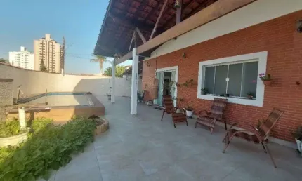 Casa com 4 quartos à venda no Balneário Flórida, Praia Grande 