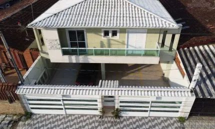 Maravilhosa casa a 65 metros do mar no jd real   praia grande sp leia a legenda