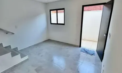 Casa em condomínio fechado com 2 quartos à venda na Vila Antártica, Praia Grande 