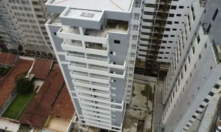 COBERTURA DUPLEX, COM 3 SUÍTES, QUASE FRENTE MAR, NO BADALADO BAIRRO DO CAIÇARA