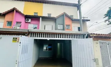 SOBRADO, 3 QUARTOS, 2 BANHEIROS E 1 LAVABO, VILA MIRIM PRÓXIMO A PREFEITURA