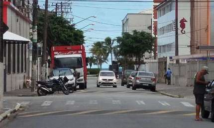 Apartamento com 1 quarto à venda na Tupi, Praia Grande , 50 m2 por R$ 215.000